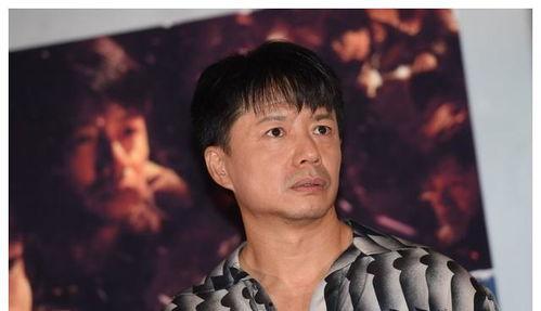 娱乐圈吃瓜男生是谁,吃瓜男生竟是这位神秘人物！